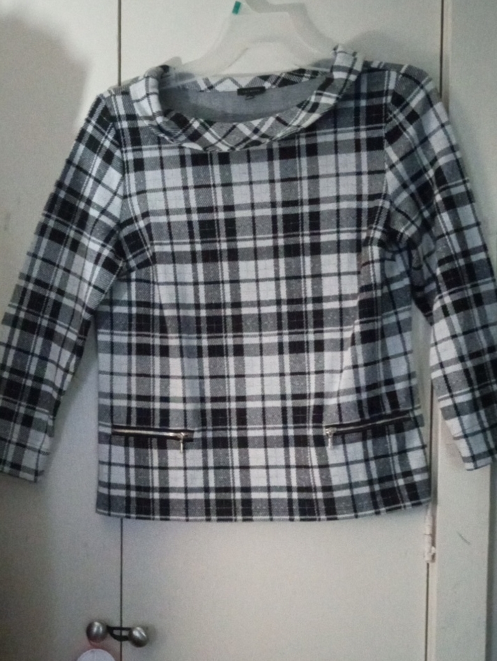 Talbots Black and White Plaid Long-Sleeve Sweater Top Cotton Blend Medium